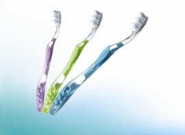 Elgydium Οδοντόβουρτσα Whitening Soft